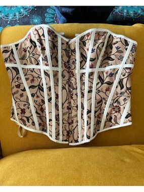 Corset Story sz 38 tapestry embroidered brocade floral corset.
